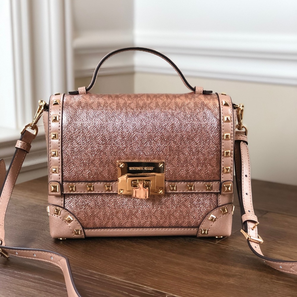 NWT Michael Kors Tina studded trunk handbag - Picture 2 of 8